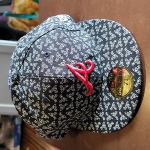 Atlanta Braves New Era 59 Fifty navy print hat sz 7 1/4